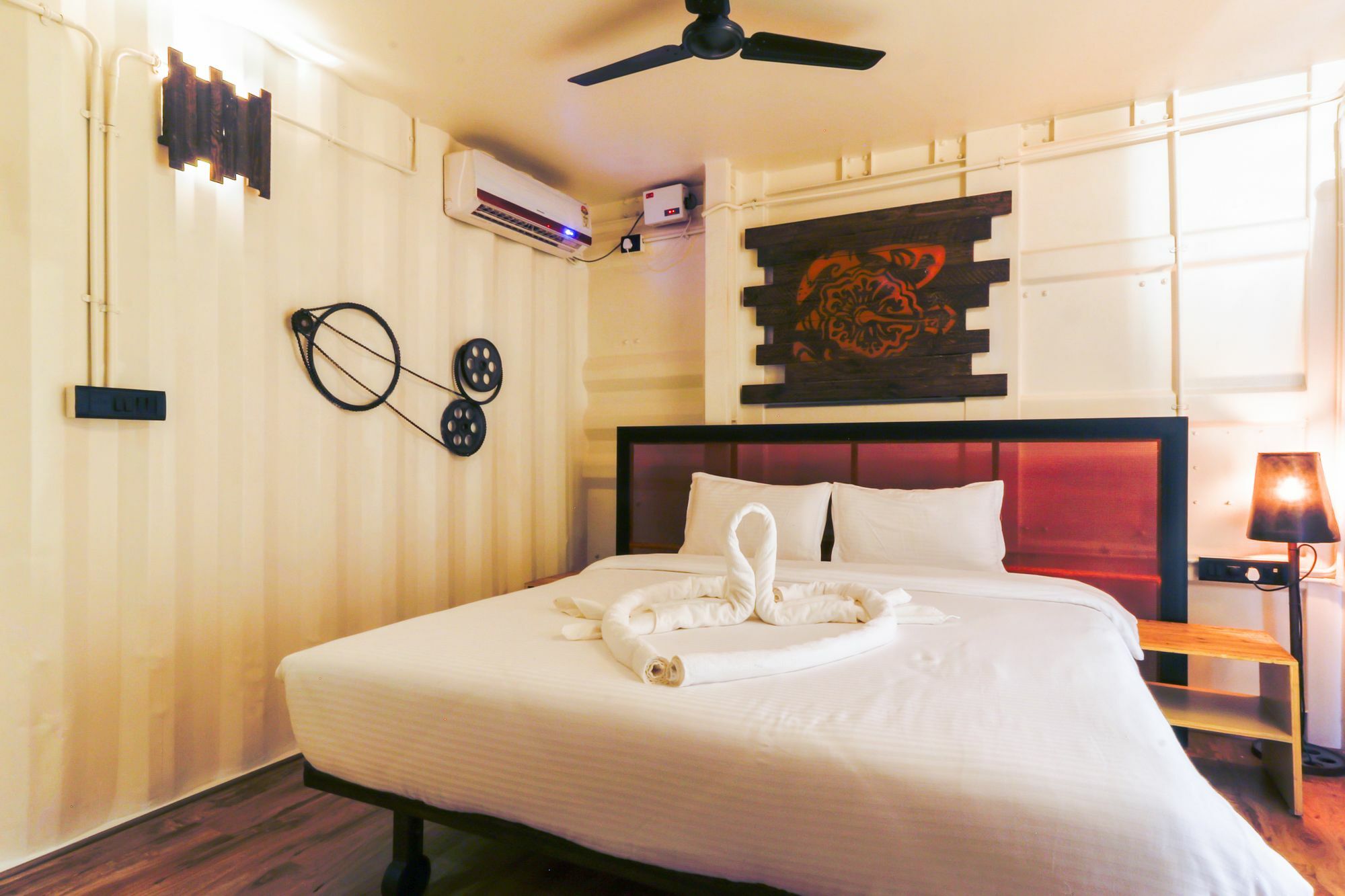 Beach Box Hotel Baga Gosavvy Collection Extérieur photo